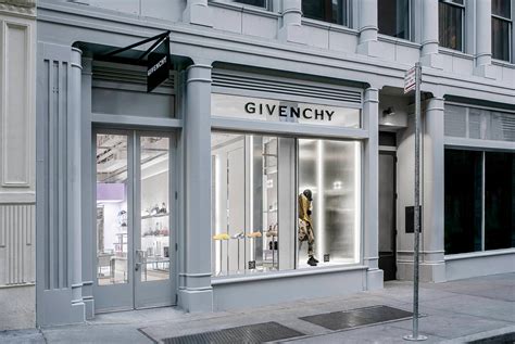 Givenchy Outlet Paris, Offres Spéciales 